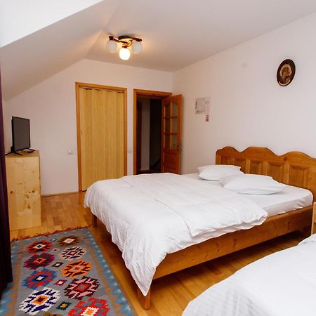 Casa Rumelia Paltineni Luaran gambar