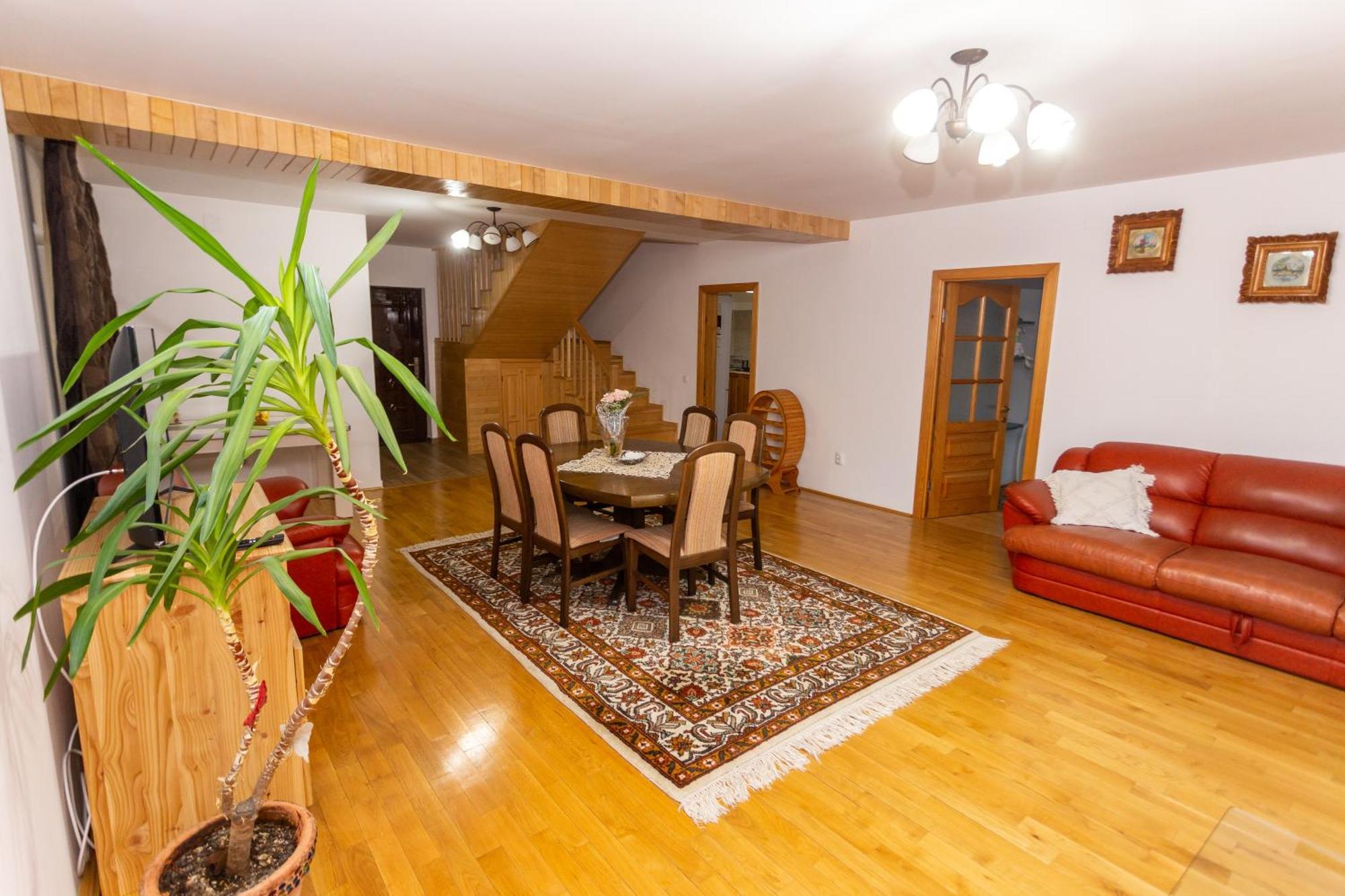 Casa Rumelia Paltineni Luaran gambar