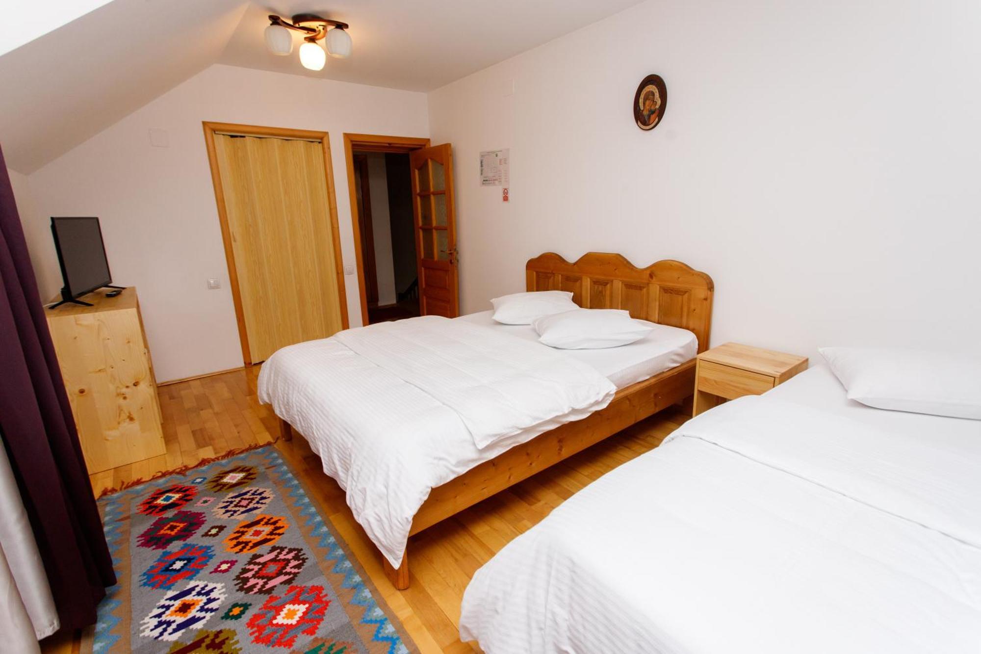 Casa Rumelia Paltineni Luaran gambar